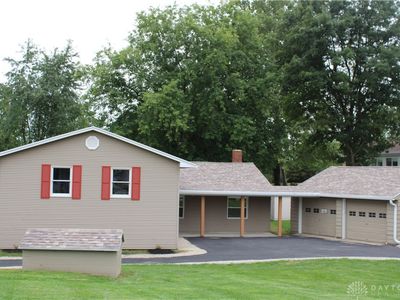 1153 N Middle Dr