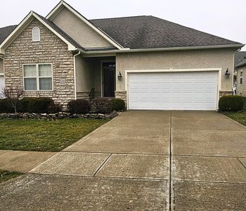 6204 Marias Point Ln