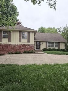 Property at 3224 W 95th St, Leawood, KS