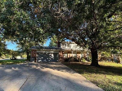 Property at 1428 Prairie St, Emporia, KS