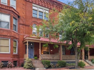 956 W North Ave