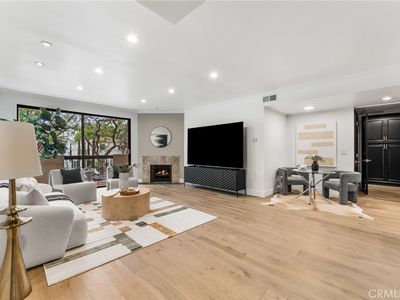 423 N Palm Dr APT 108