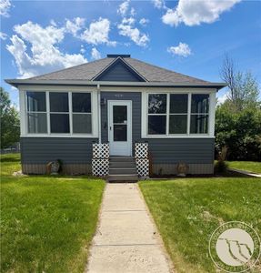 Property at 242 N 13th Ave, Forsyth, MT