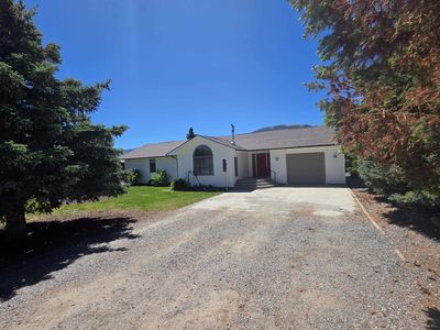 1507 Fairview Dr