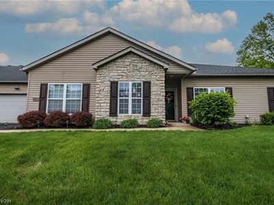 1926 University Commons Dr SE