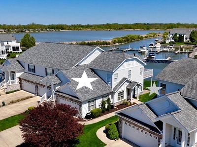 5228 E Blue Teal Dr