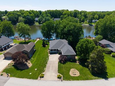 455 W Evergreen Plz S