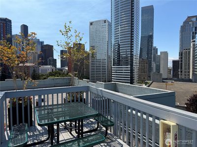 1400 Hubbell Place #814