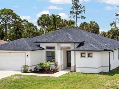 592 Rotonda Cir