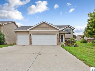 104 Kingsmill Ct