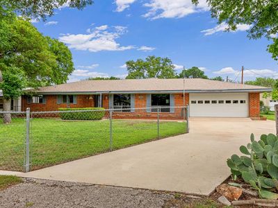 133 Oak Way E