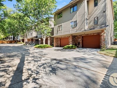 415 Avenue D APT 204