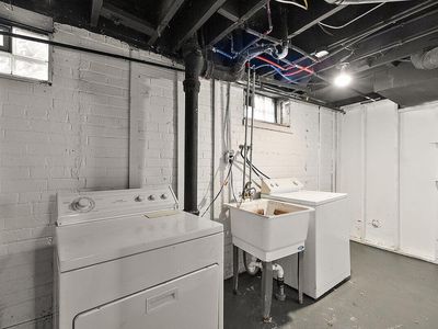Property at 5077 Grayton St, Detroit, MI