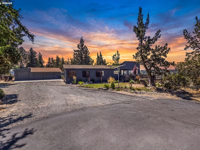 3940 NW Redwood Ln
