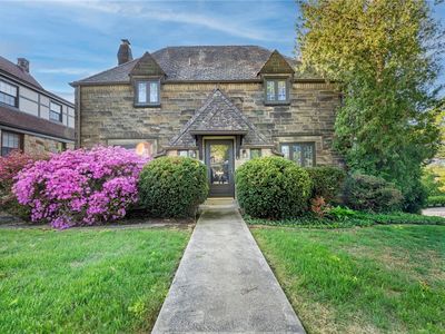 87 Vernon Dr