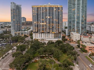 1 Beach Dr SE UNIT 2206