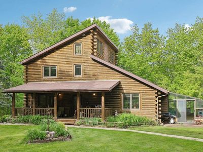 N6111 County Road W