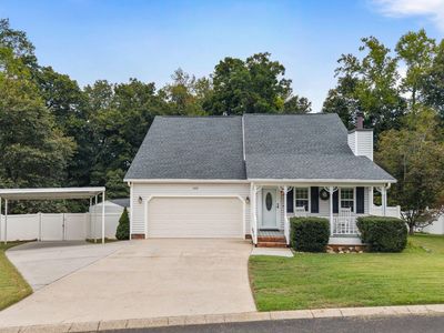 132 Alexanders Cir NW