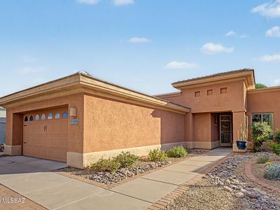 2233 W Gramercy Dr