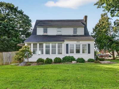 442 Riverview Dr