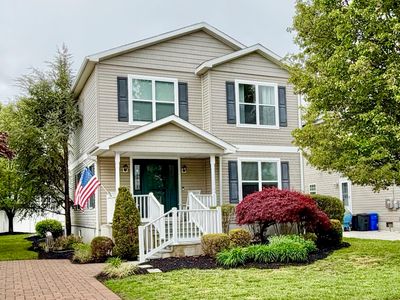 9 Schoolhouse Ln