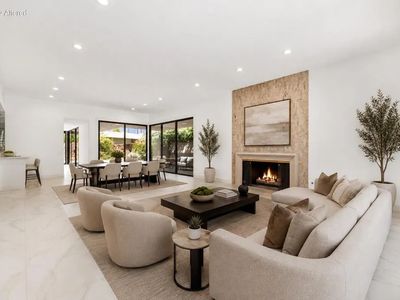 5 Dartmouth Dr