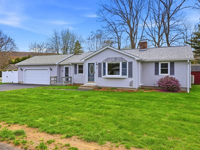42 Sandra Rd