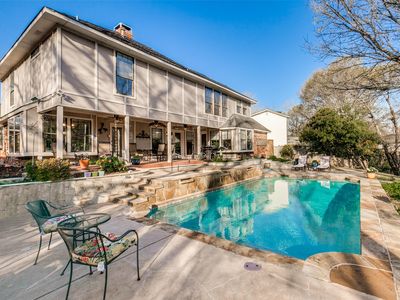 3706 Oakridge Cir