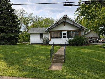 Property at 1020 S F St, Oskaloosa, IA