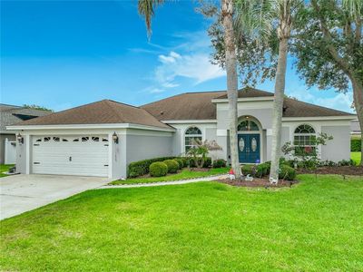 909 Grovesmere Loop