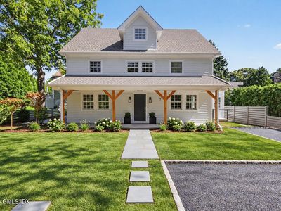 7 Tait Rd