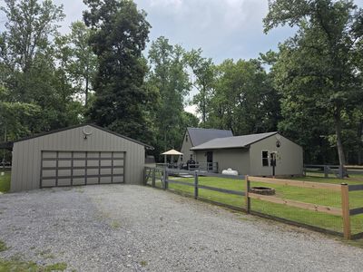 207 Blue Bird Ln