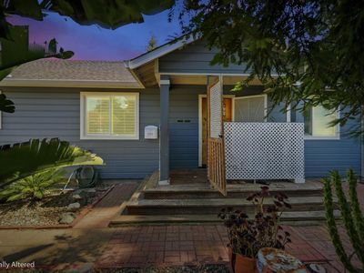 2707 Bonifacio Street