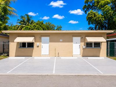 Property at 125 SE 2nd Ter, Hallandale, FL