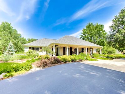 38W064 Tanglewood Dr
