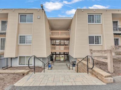 Property at 618 Fox Run Lane, Carmel, NY