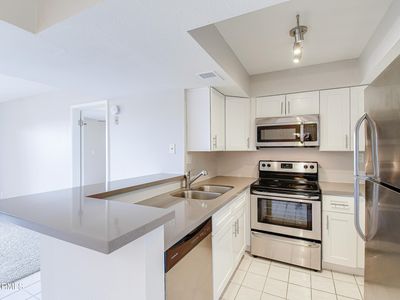 540 N MAY Street #2111
