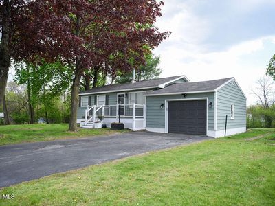 3 Uncas Drive