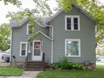 433 Clarence St