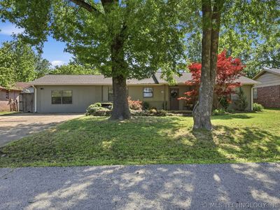 13823 S 294th East Ave