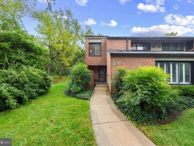 13 Oakhampton Dr