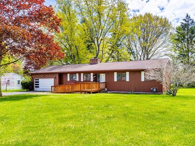 241 Shorewood Dr