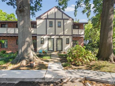 331 Barrington Square Est APT H