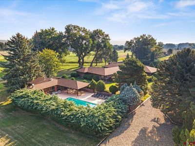 838 Phillips Court