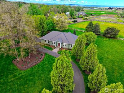 236 Looking Glass Road