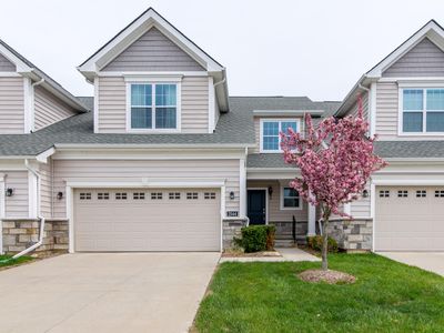 2544 Oxford Cir
