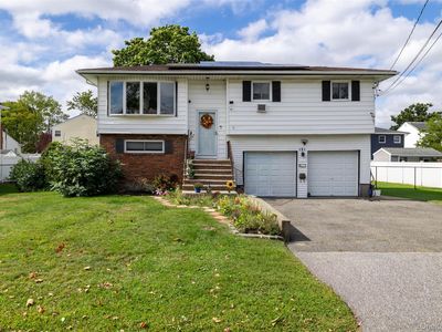Property at 121 W Lake Drive, Lindenhurst, NY