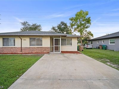 4406 Santa Barbara Blvd