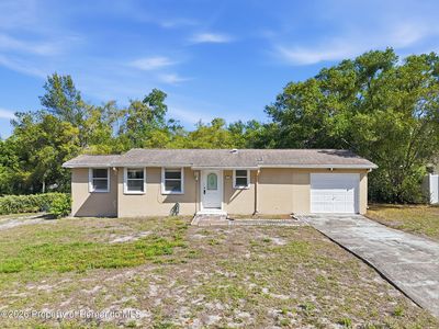 1745 Larkin Rd
