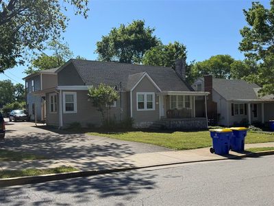 704 Cabell Dr